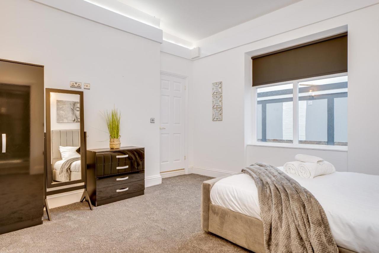 Town House Apartments Wakefield Dış mekan fotoğraf