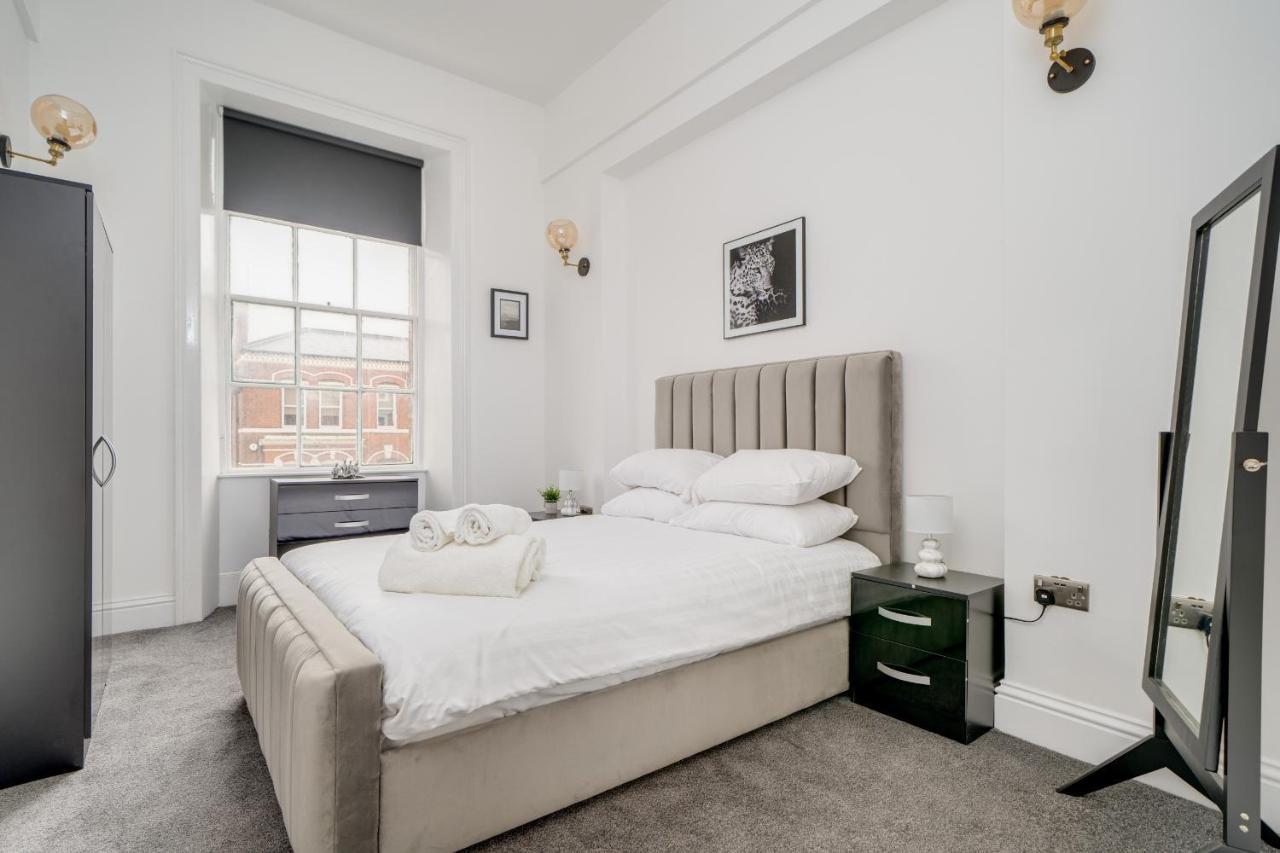 Town House Apartments Wakefield Dış mekan fotoğraf